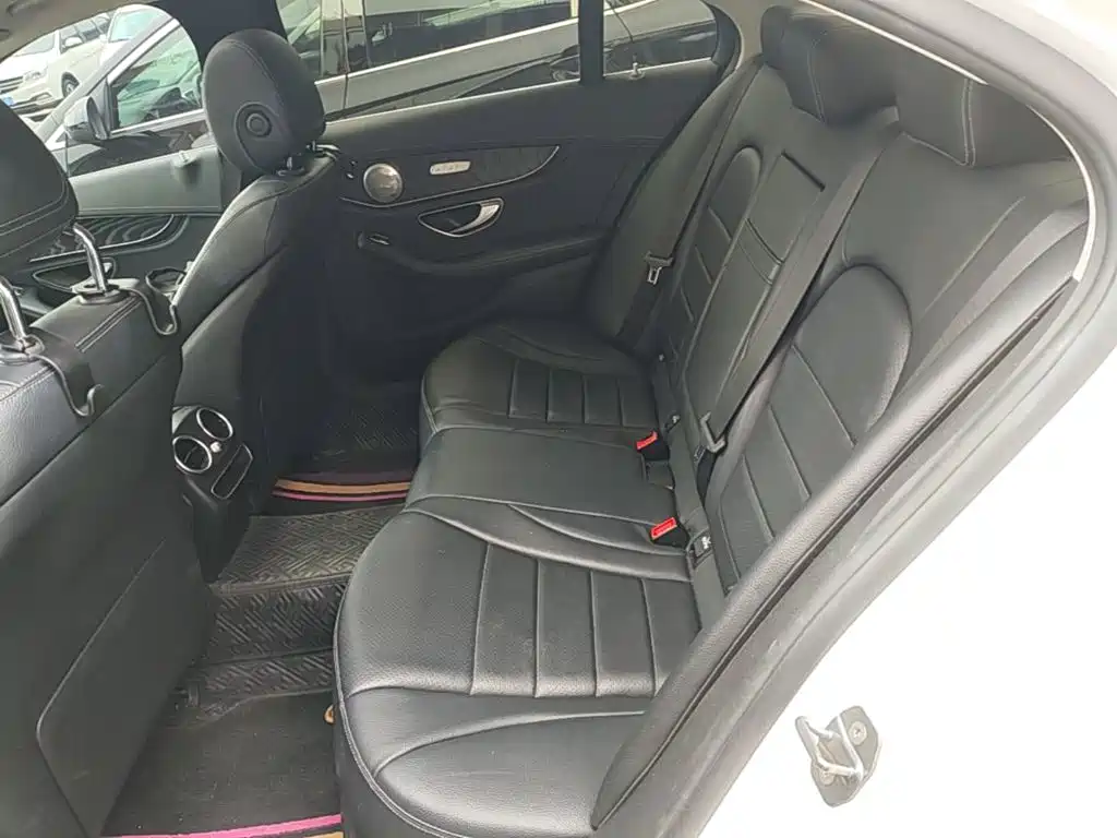 Mercedes-Benz C-Class 2019 — фото 17