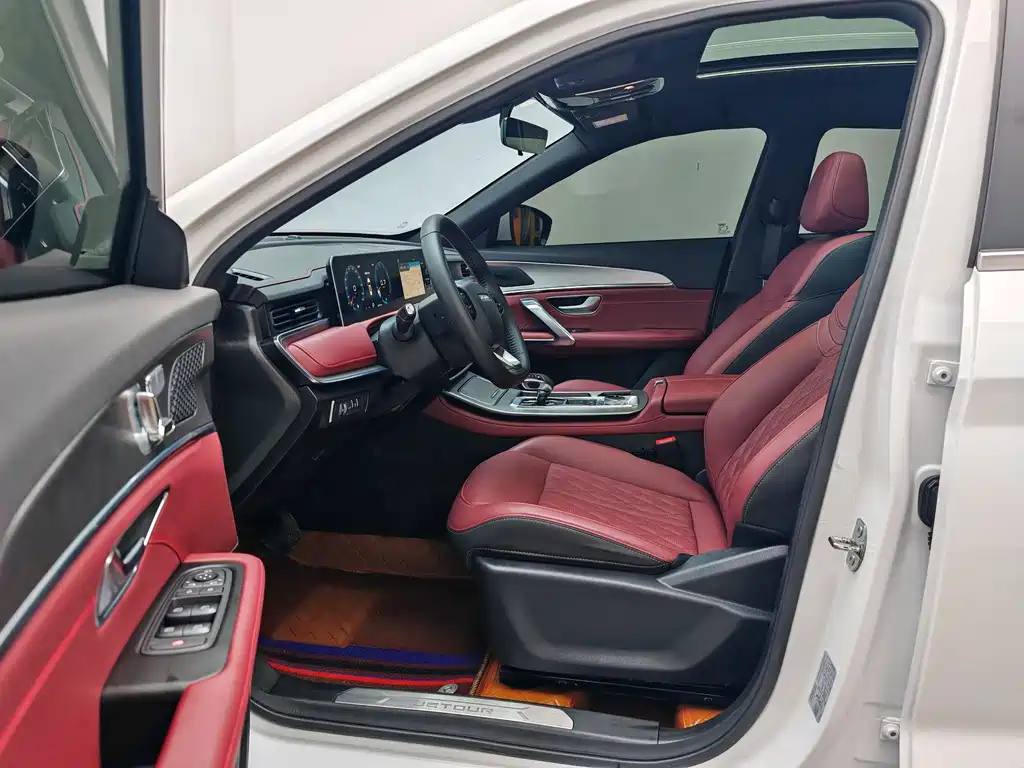 Jetour X70 PLUS 2024 — фото 14