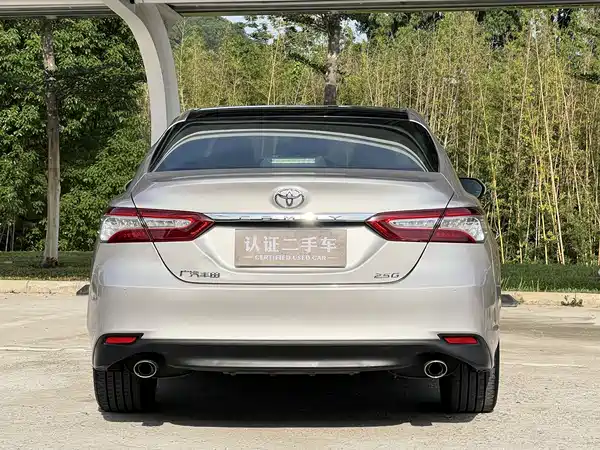 Toyota Camry 2019