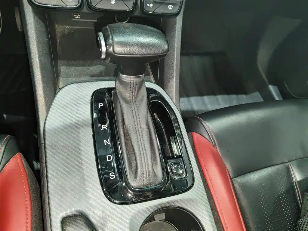 GAC Motor Trumpchi GS3 2021 — фото 10