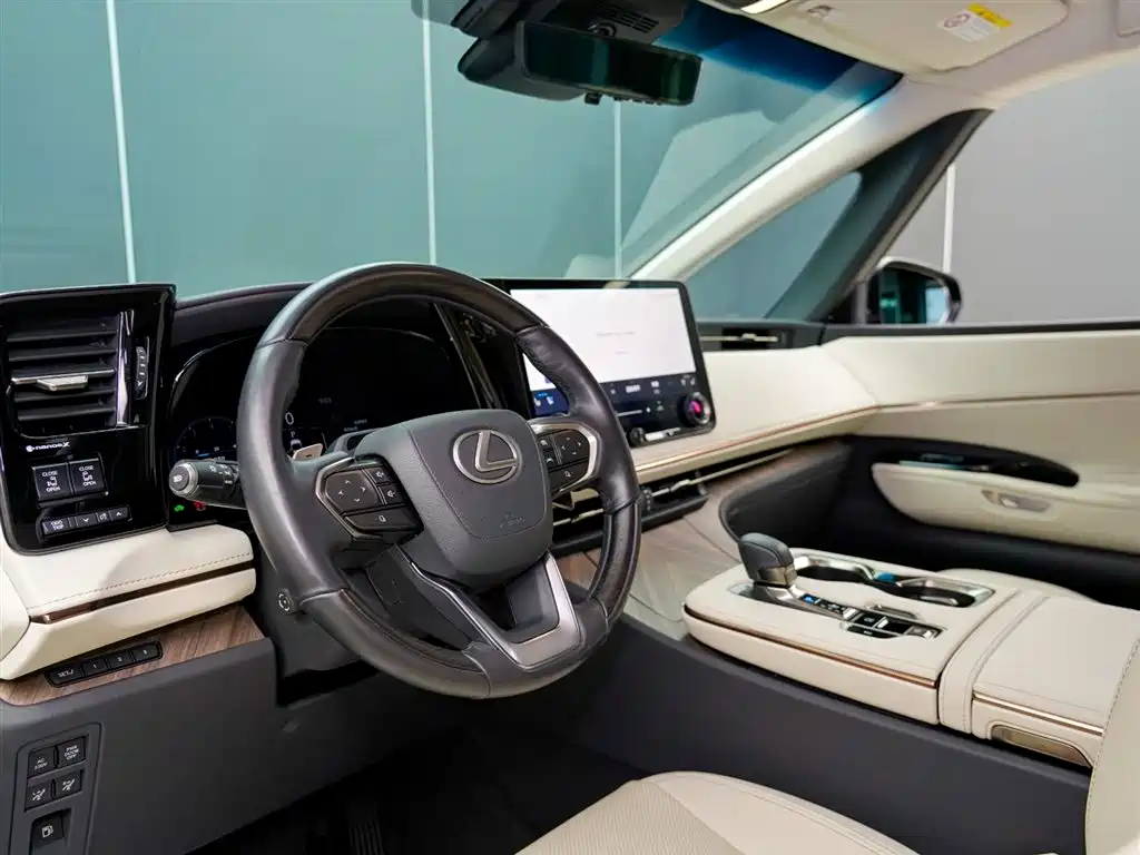Lexus LM 2024 — фото 8