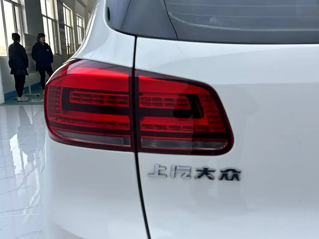 Volkswagen Tiguan 2017 — фото 10