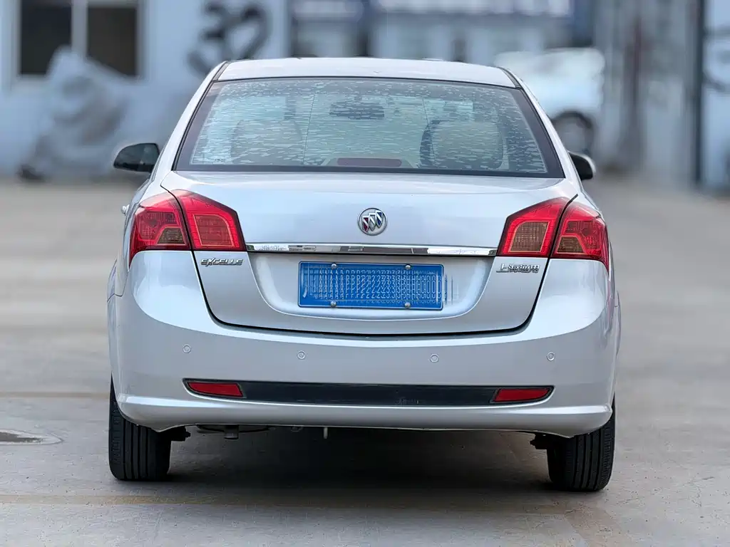 Buick Excelle 2013 — фото 5