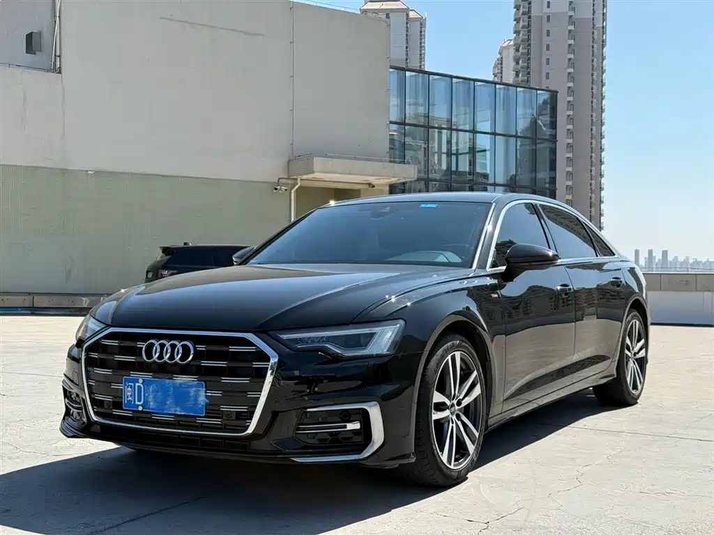 Audi A6L 2023 — фото 1
