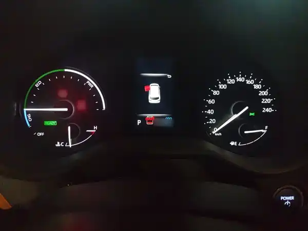Toyota Granvia 2023