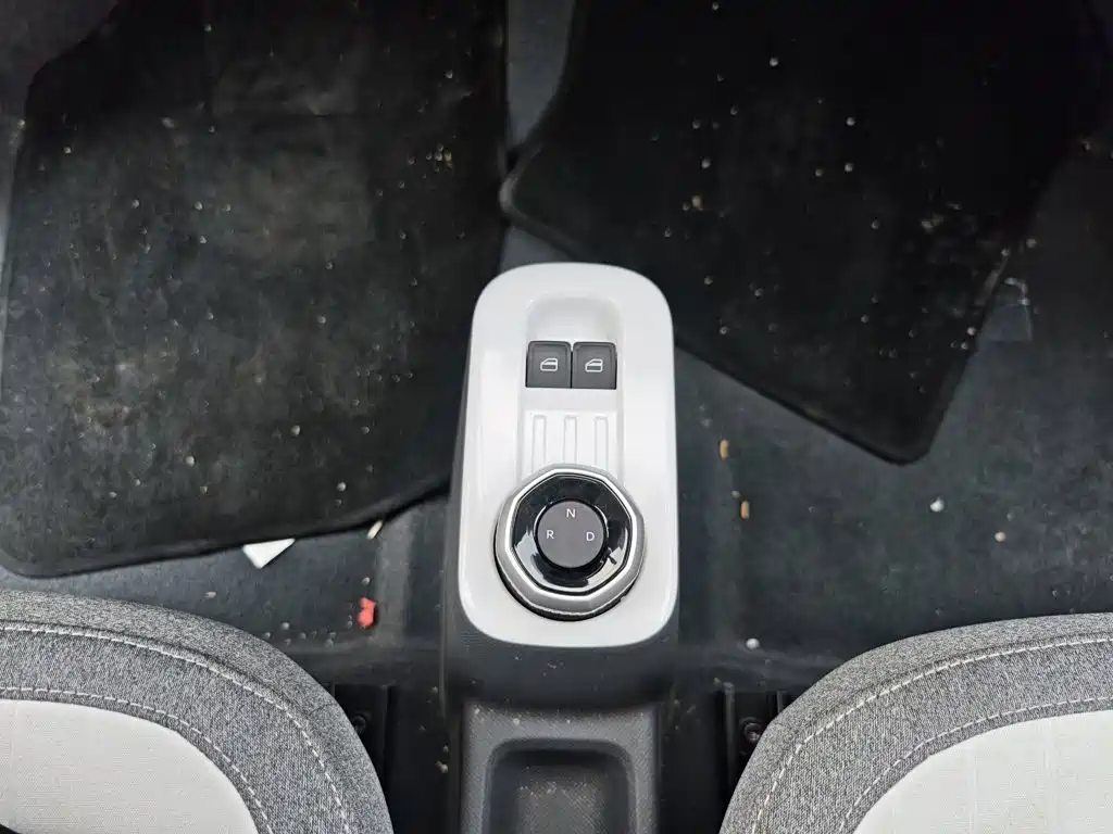 Geely Galaxy Panda 2025 — фото 14