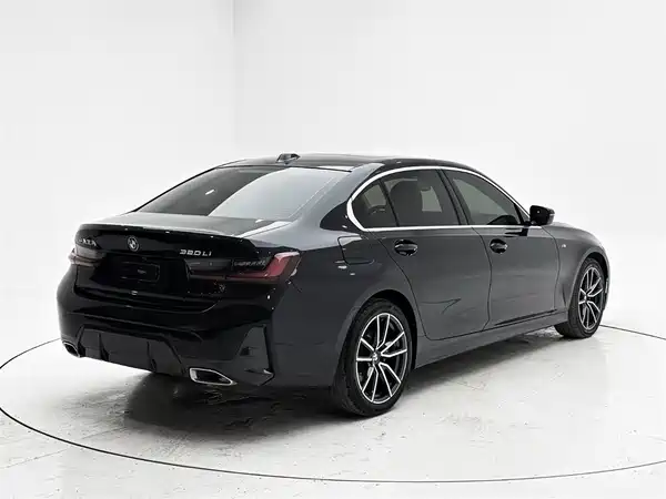 BMW 3 Series 2023