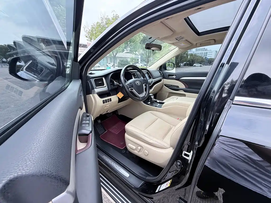 Toyota Highlander 2017