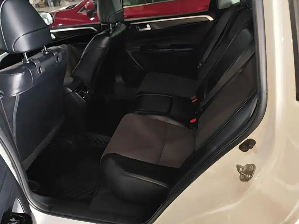 Honda Jade 2019 — фото 17