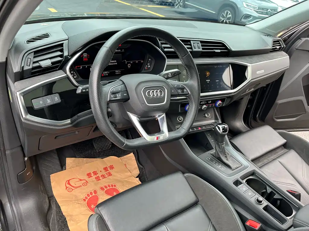 Audi Q3 Sportback 2022 — фото 9