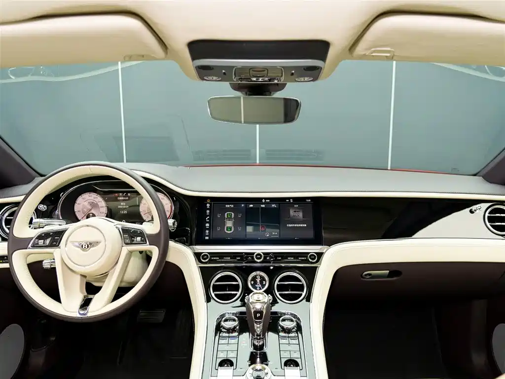 Bentley Continental 2020 — фото 19