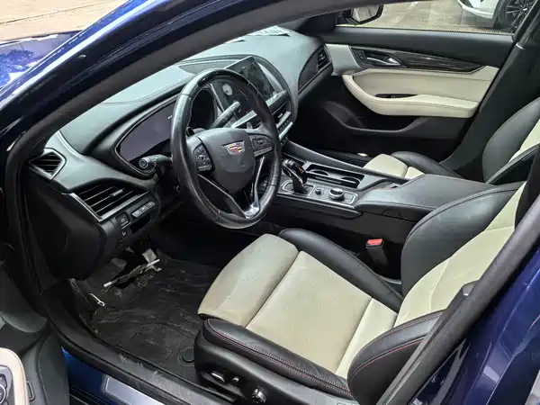 Cadillac CT5 2024