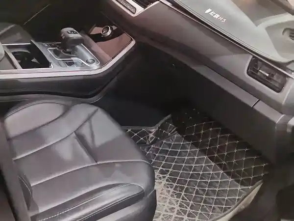 Hongqi H5 2022