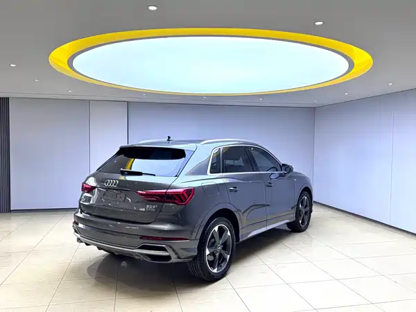 Audi Q3 2023