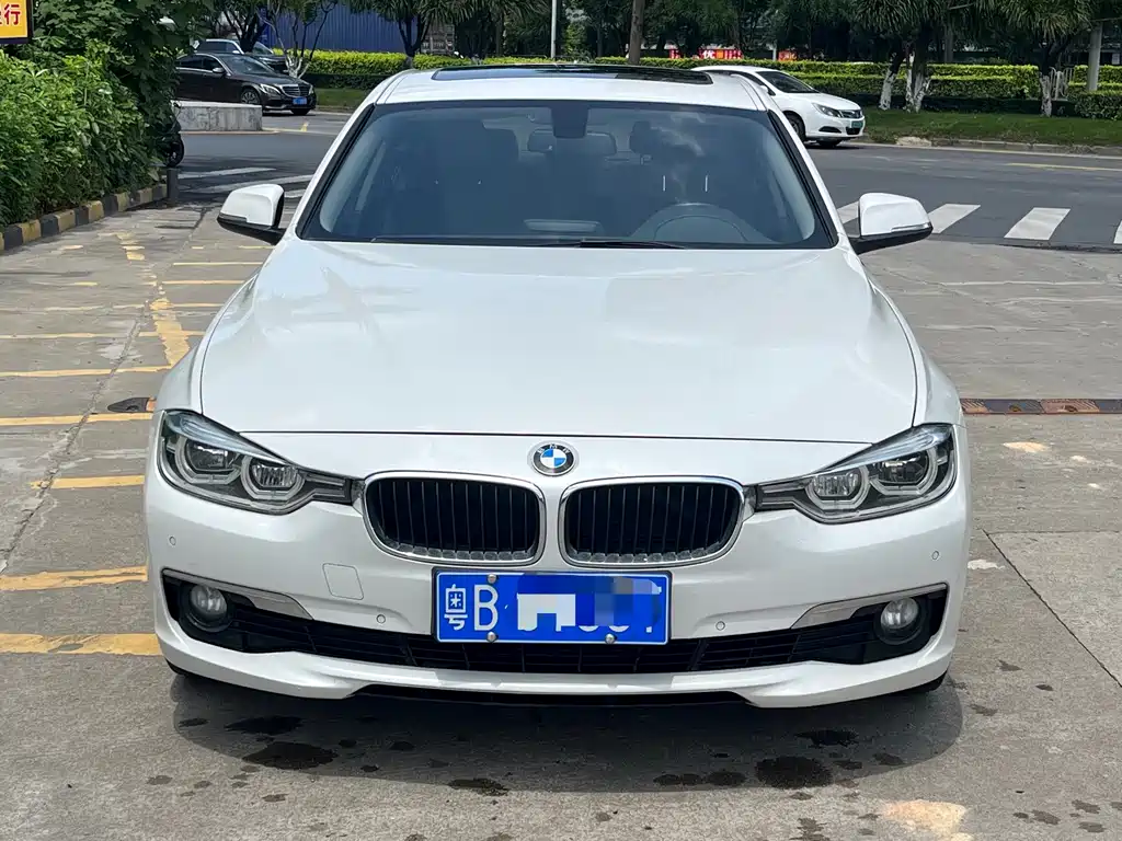 BMW 3 Series 2016