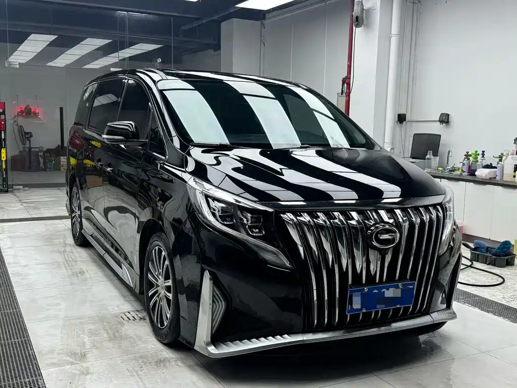 GAC Motor Trumpchi M8 2022 — фото 3