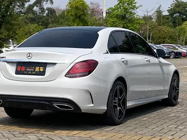 Mercedes-Benz C-Class 2020