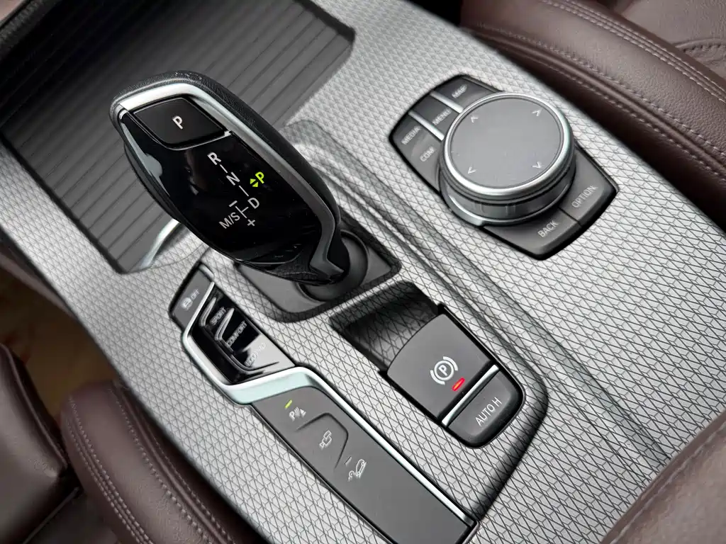 BMW X4 2021 — фото 17