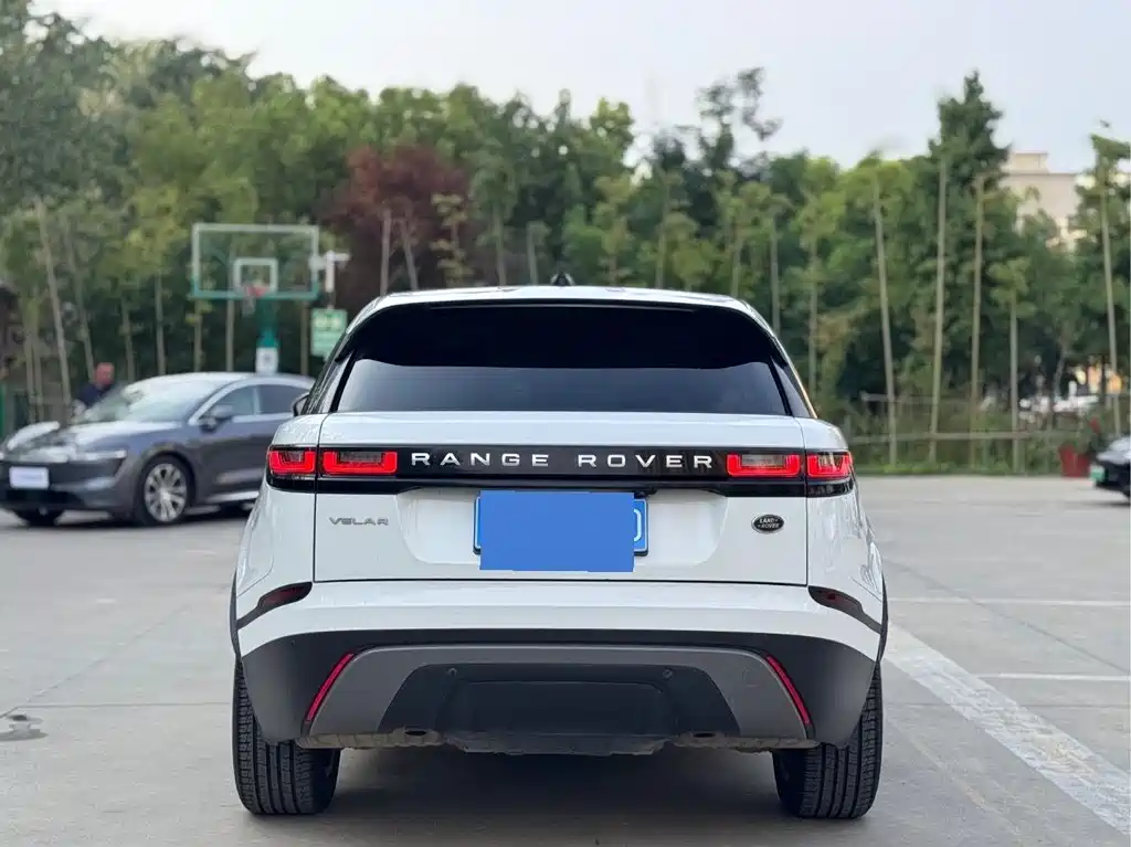 Land Rover Velar 2020 — фото 16
