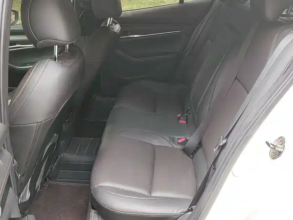 Mazda 3 Axela 2021