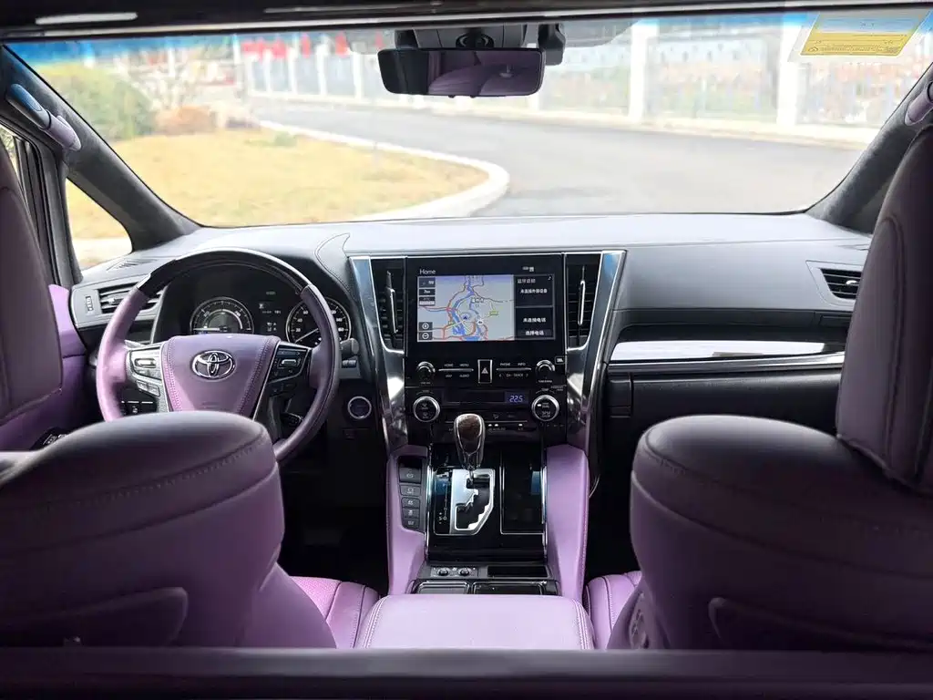 Toyota Alphard 2021