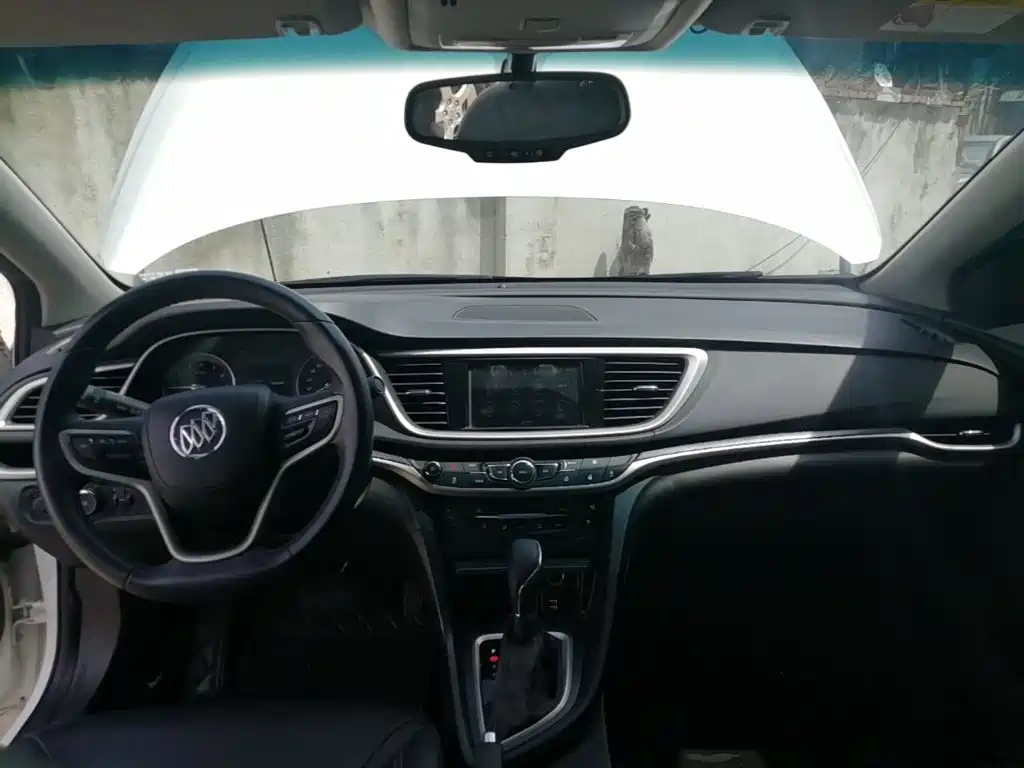 Buick Excelle 2020 — фото 10