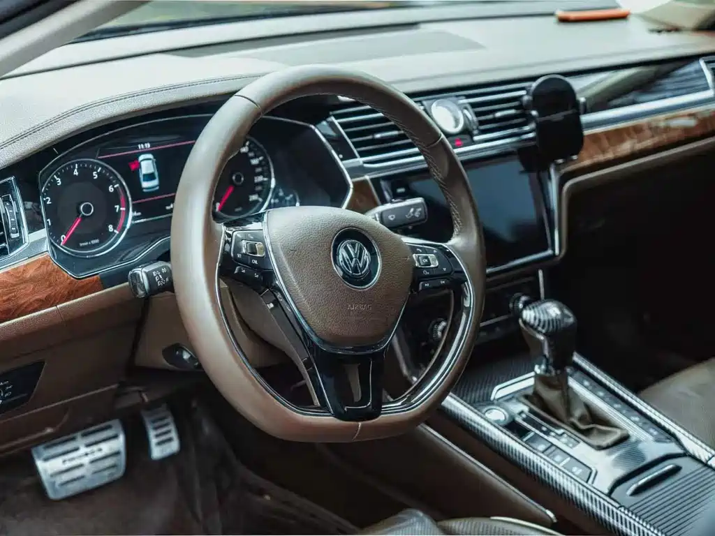 Volkswagen Phideon 2019