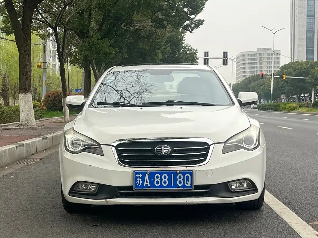 Bestune B50 2014