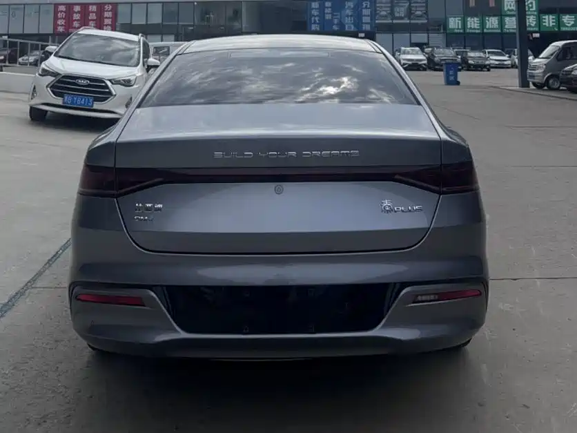 BYD Qin PLUS 2022 — фото 16
