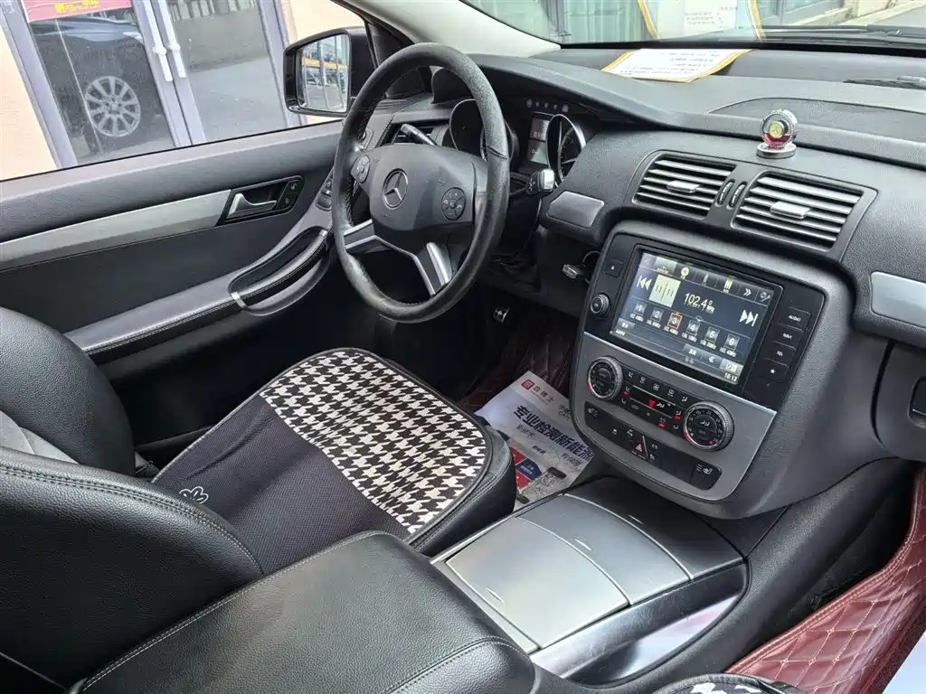 Mercedes-Benz R-Class 2014
