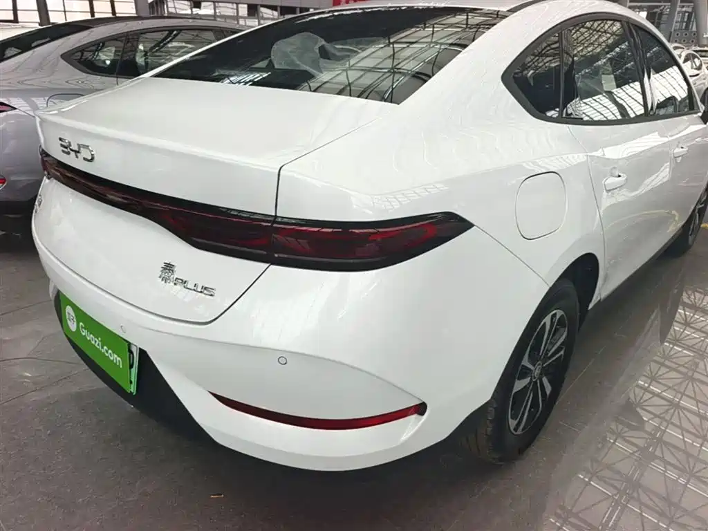 BYD Qin PLUS 2026 — фото 8