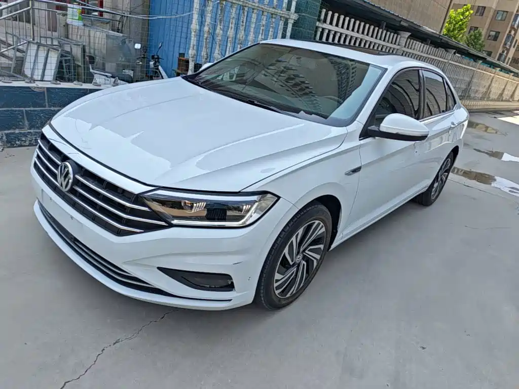 Volkswagen Sagitar 2022
