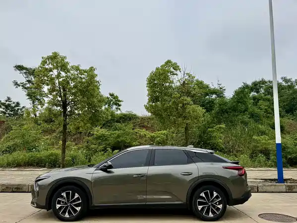 Citroën Versailles C5 X 2022