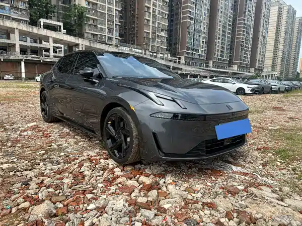 Lynk & Co 07 EM-P 2024