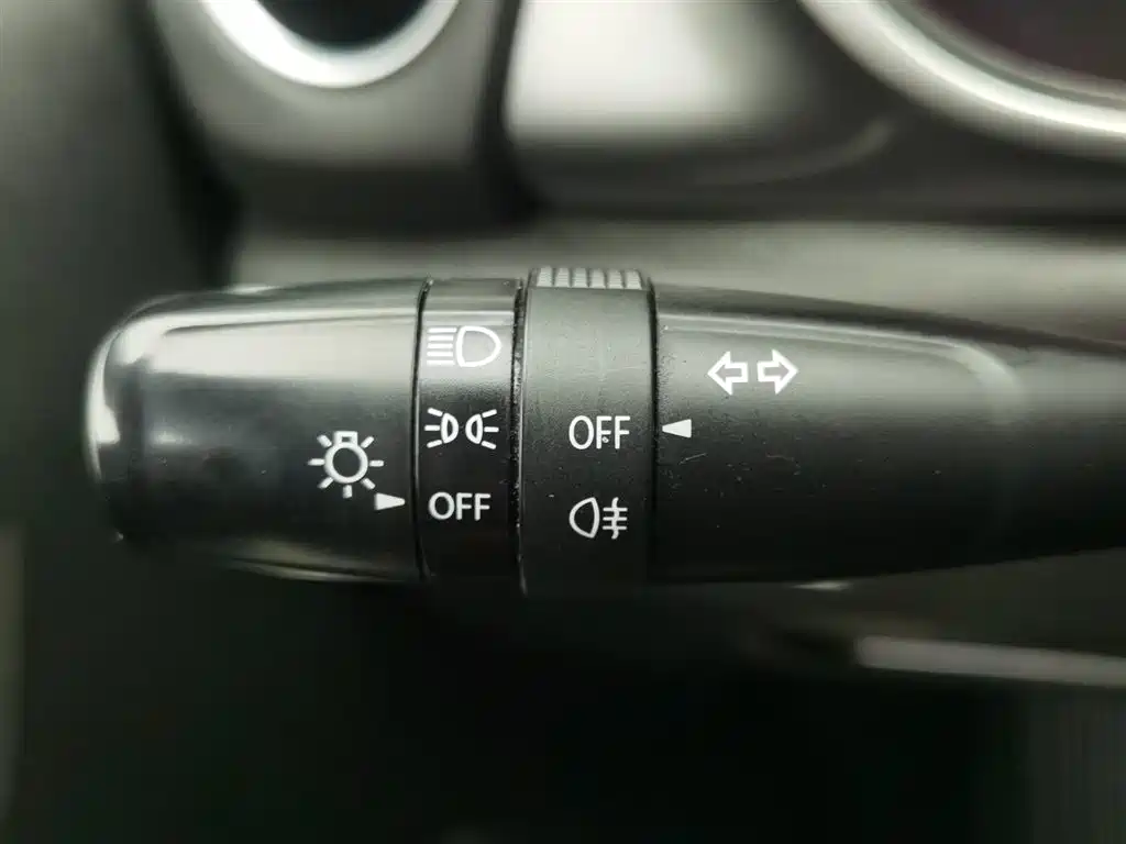 Suzuki Vitara 2017 — фото 21
