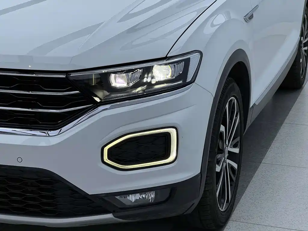 Volkswagen T-Roc 2021 — фото 19