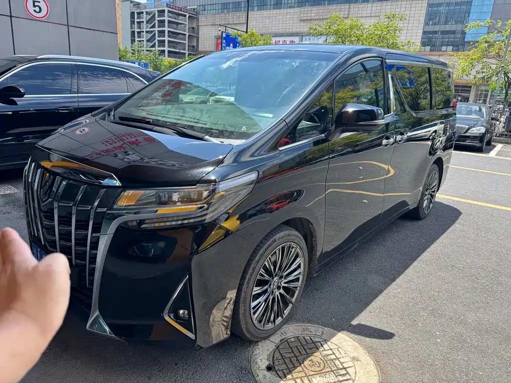 Toyota Alphard 2018