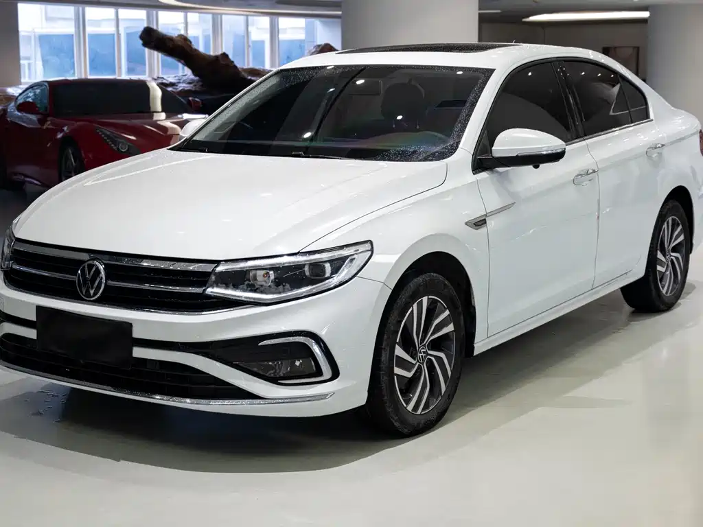 Volkswagen Bora 2023
