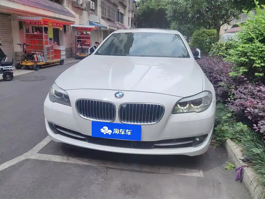 BMW 5 Series 2013 — фото 2