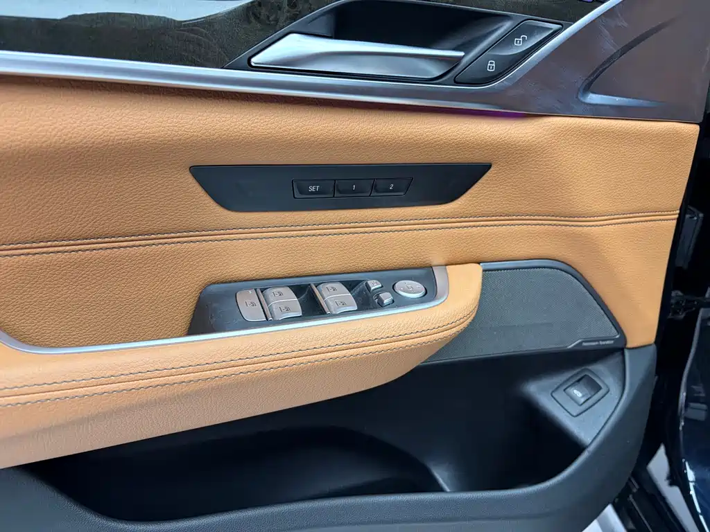 BMW 6 Series GT 2019 — фото 9