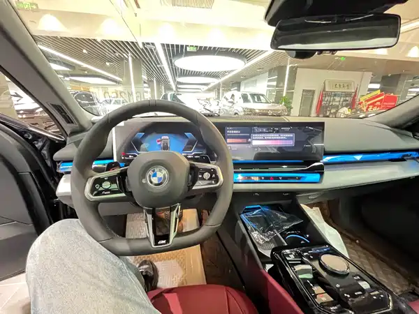 BMW 5 Series 2026