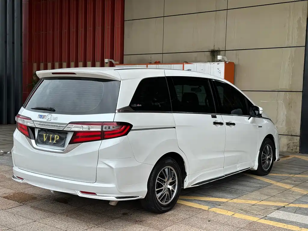 Honda Odyssey 2021 — фото 10