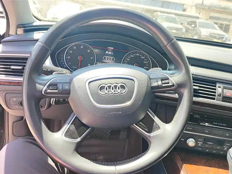 Audi A6L 2017 — фото 15