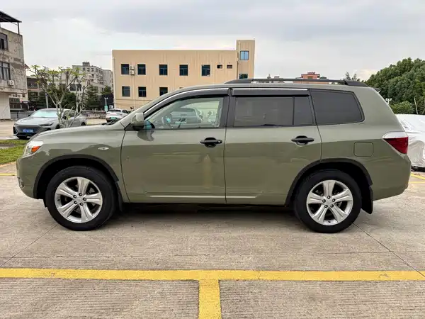 Toyota Highlander 2011