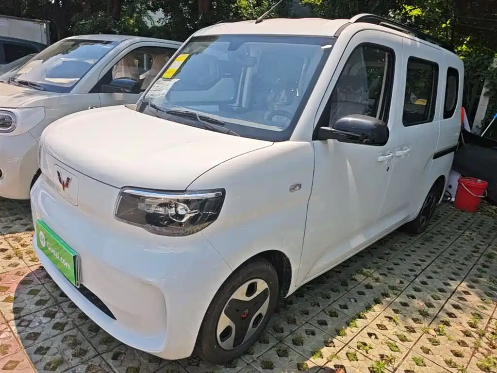 Wuling Zhiguang EV 2026 — фото 1