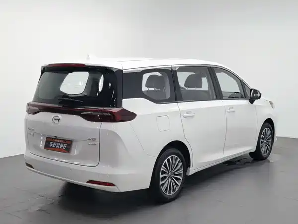 GAC Trumpchi M6 2020