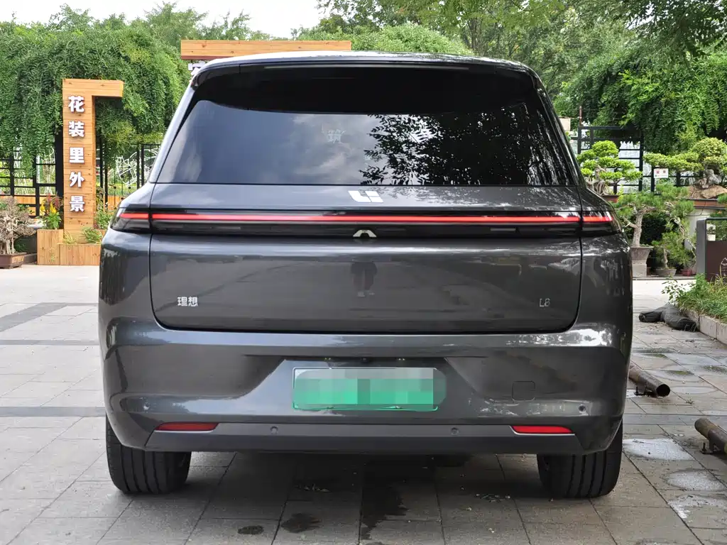 Li Auto Li L8 2024