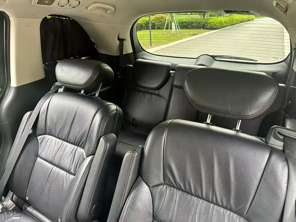 Honda Odyssey 2015 — фото 12