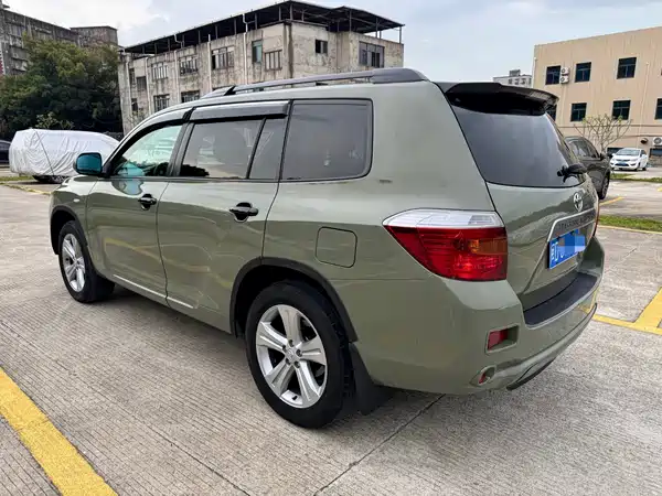 Toyota Highlander 2011