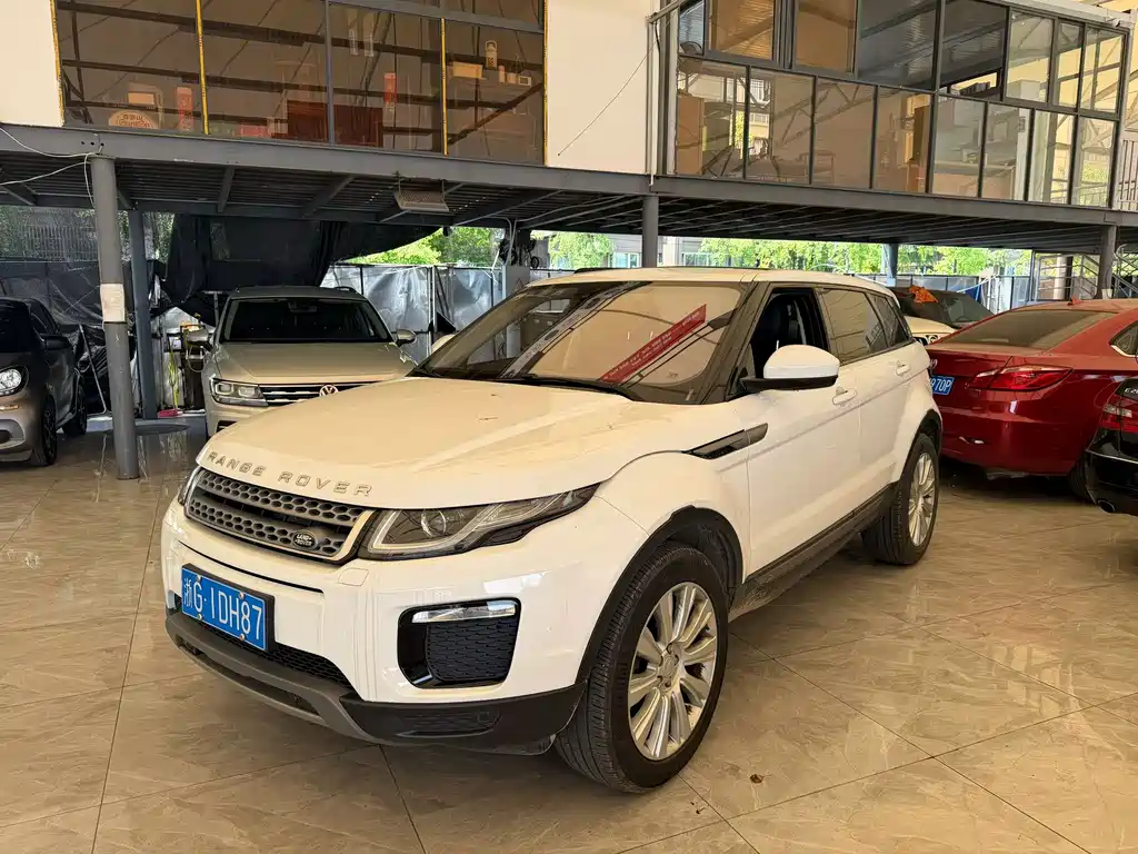 Land Rover Evoque 2018 — фото 1